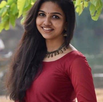 Kambikadha Author