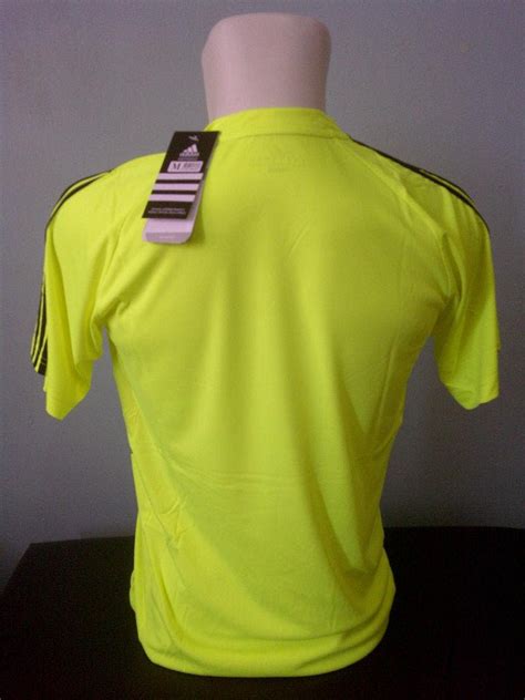 Kaos Olahraga Keren Terbaru  Kaos Adidas Original Terbaru Desember 2023 Blibli - Kaos Olahraga Keren Terbaru
