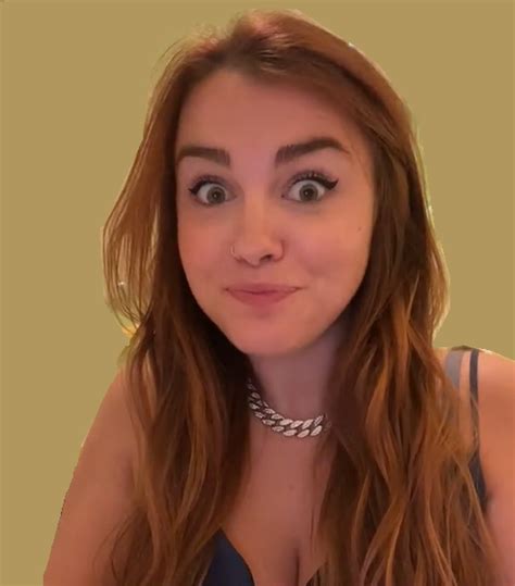 karissaeats OnlyFans leaked content