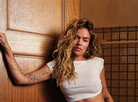 karol nude