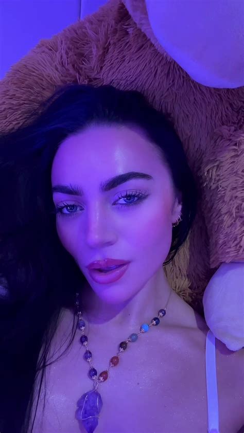 kateisobelsharp nude