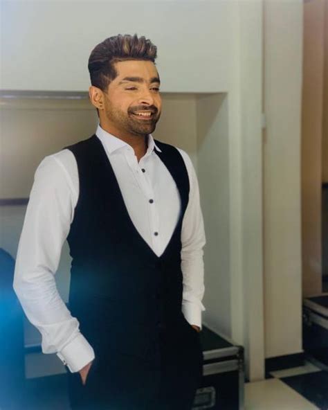 kavinga perera biography samples