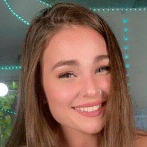 kaylabutternut nude