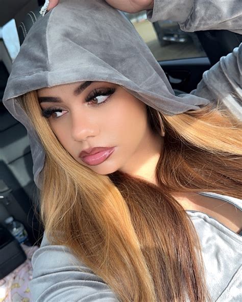 kaylavalentinoo nude