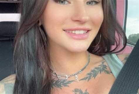 kendallkarnival OnlyFans leaked content