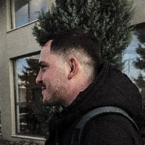 kendi çocuğunu kusursuz gören ebeveyn ekşi sözlük. 