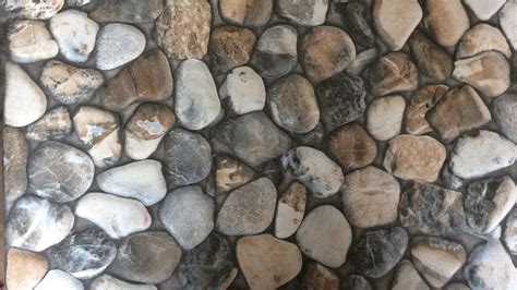 keramik lantai teras motif batu alam