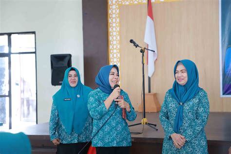 Ketua Tp Pkk Kaltara Rachmawati Zainal Beri Motivasi Baju Persatuan Jurusan K3 - Baju Persatuan Jurusan K3