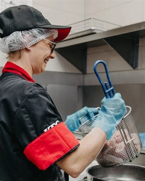 kfc kitchen training modules