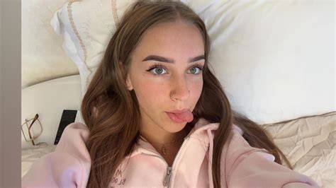 khloeex nude