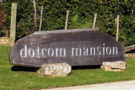kim dotcom mansion address sign