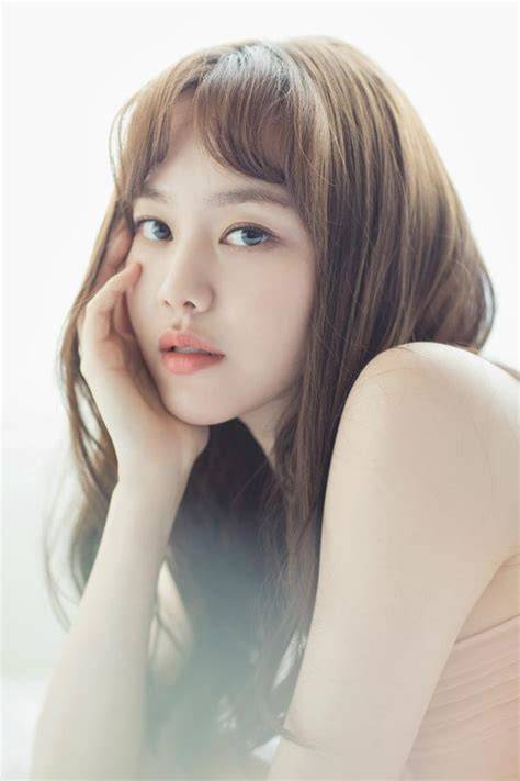 kim ye won nude