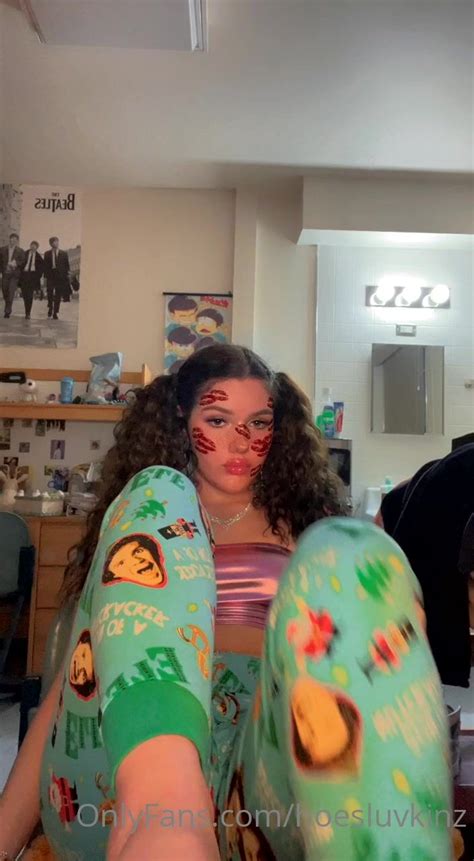 kinzie OnlyFans leaked content