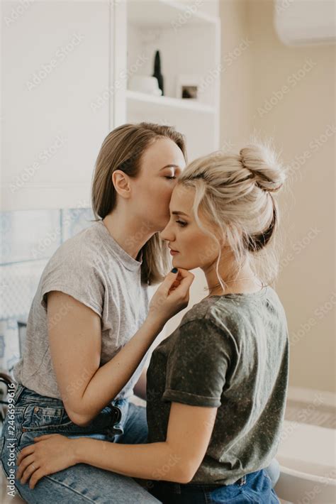 kiss me girl porn