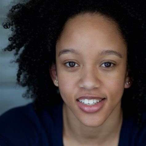 kizzy kinte biography
