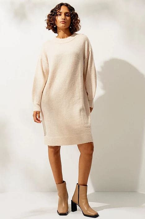 klänning vinter 2022