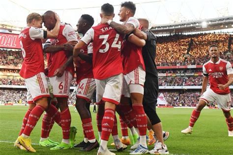 Hasil dan Klasemen Liga Inggris: Arsenal Bekuk MU, Man City