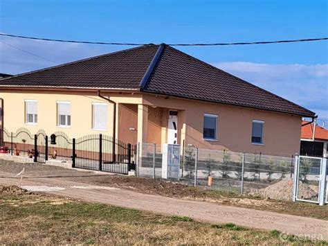 kocsag utca 3