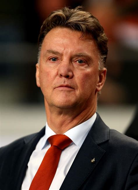 koninklijke onderscheiding louis van gaal biography