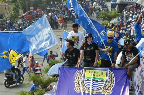 Jadwal Liga 1 Hari Ini: Barito Putera Vs PSBS Biak hingga Persita