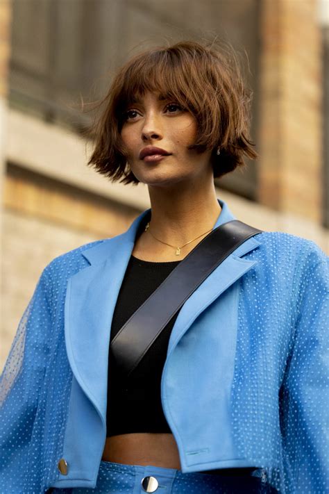 korta frisyrer med lugg