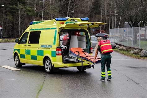 kostar ambulanstransport