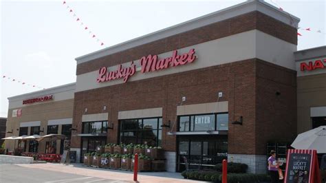 Welcome to Cermak Fresh Market, the Midwest's leading supermark