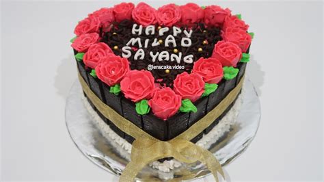 kue ulang tahun love untuk pacar