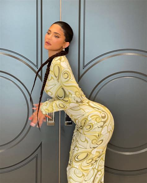 Kylie jenner's ass