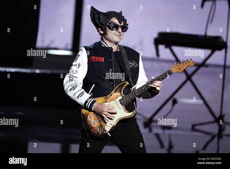 la seine mathieu chedid biography