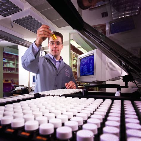 Download Laboratory Technician Bayer 