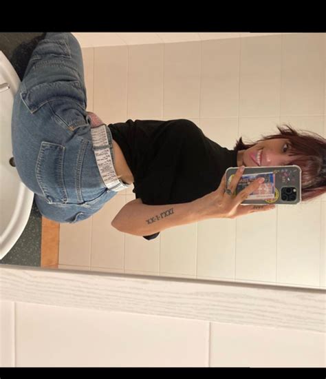 ladamadeshallott OnlyFans leaked content