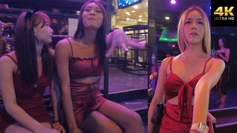 ladyboy cam show