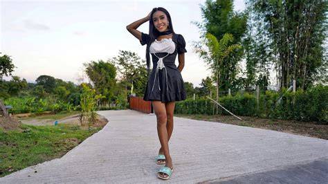 ladyboy mos nude