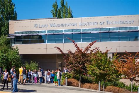 lake washington tech