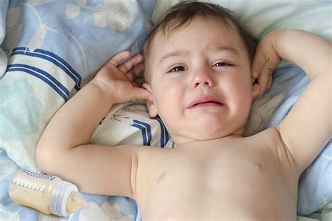 laktosintolerans symtom barn