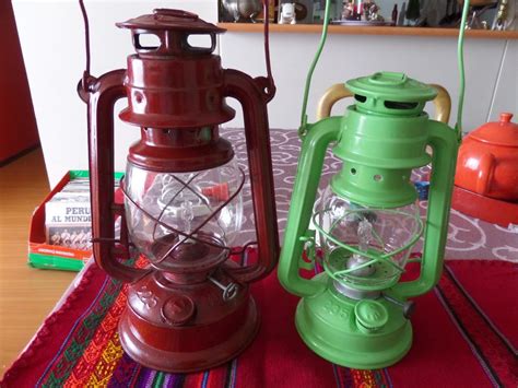 lampara a kerosene antigua funcionando a la venta en Perú.