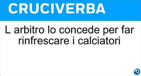 Larbitro Lo Concede Per Far Rinfrescare I Calciatori