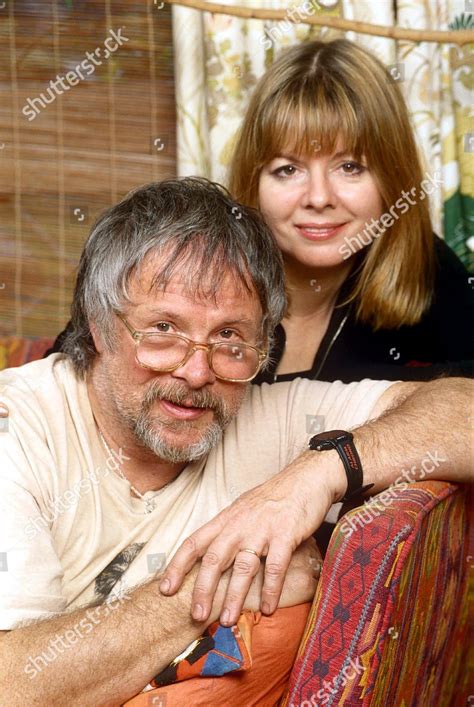 laura beaumont biography