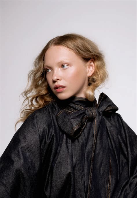 Laura Marcus Age