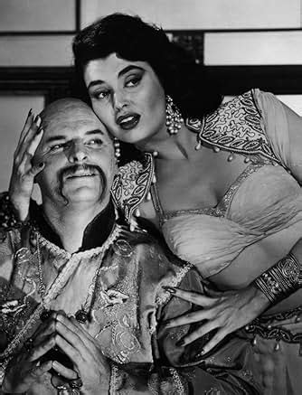 laurette luez imdb walking