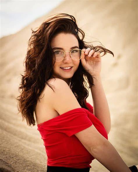 laurine only nude