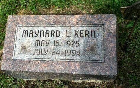 lawrence kern nude