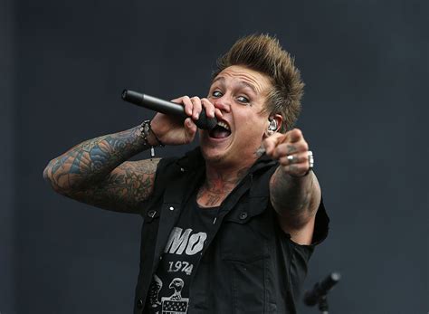 Lead Singer Papa Roach