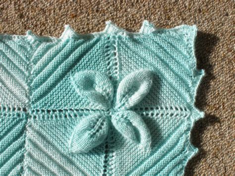 Read Leaf Square Baby Blanket Knitting Pattern 