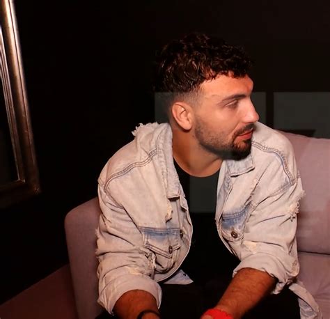 ledri vula biography definition