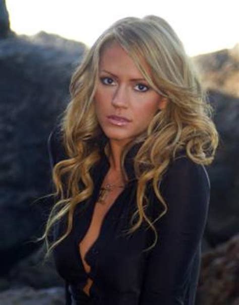 leigh jones singer biography