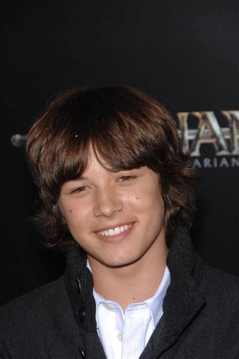 leo howard nude