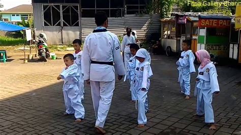 les taekwondo anak