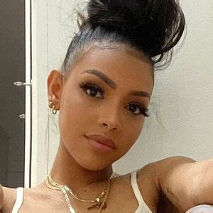 leydiitavarez nude